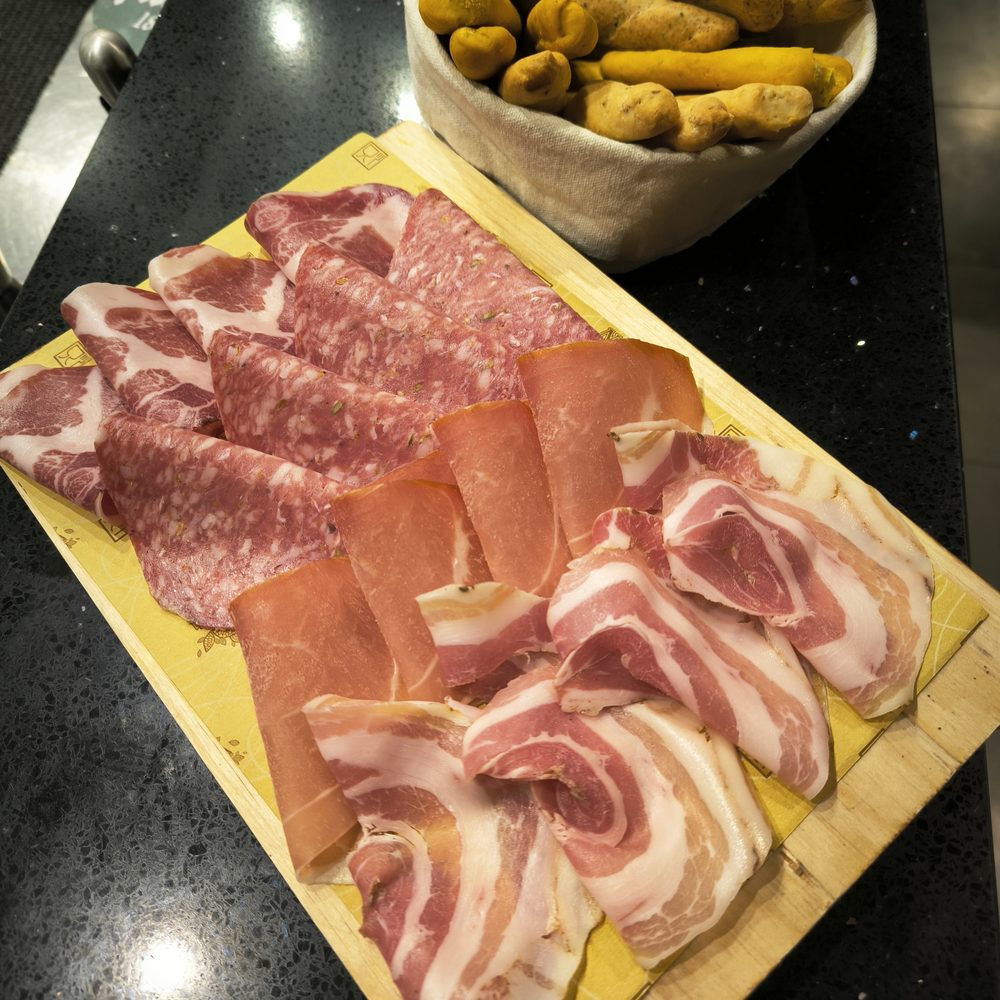 Tagliere di salumi e pancetta